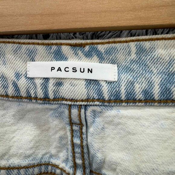 NWT PACSUN High Rise Icon Short Jean Cutoff Raw Hem Distressed Denim Women's 26 - Picture 7 of 12